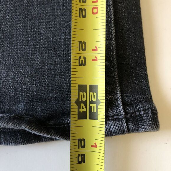 Old Navy Women’s Black High Rise Weekender Flare Pull On Stretch Jeans Size 14 - Picture 8 of 13